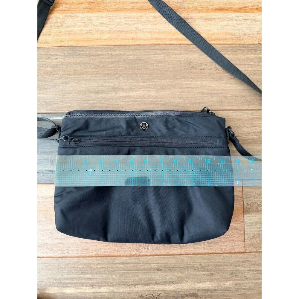 Lululemon Black Nylon Crossbody Bag - Sleek Travel & Athleisure Purse